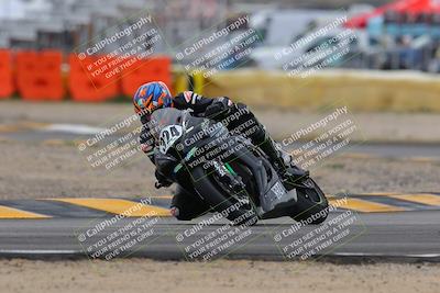 media/Jan-15-2023-SoCal Trackdays (Sun) [[c1237a034a]]/Turn 2 Set 1 (1145am)/